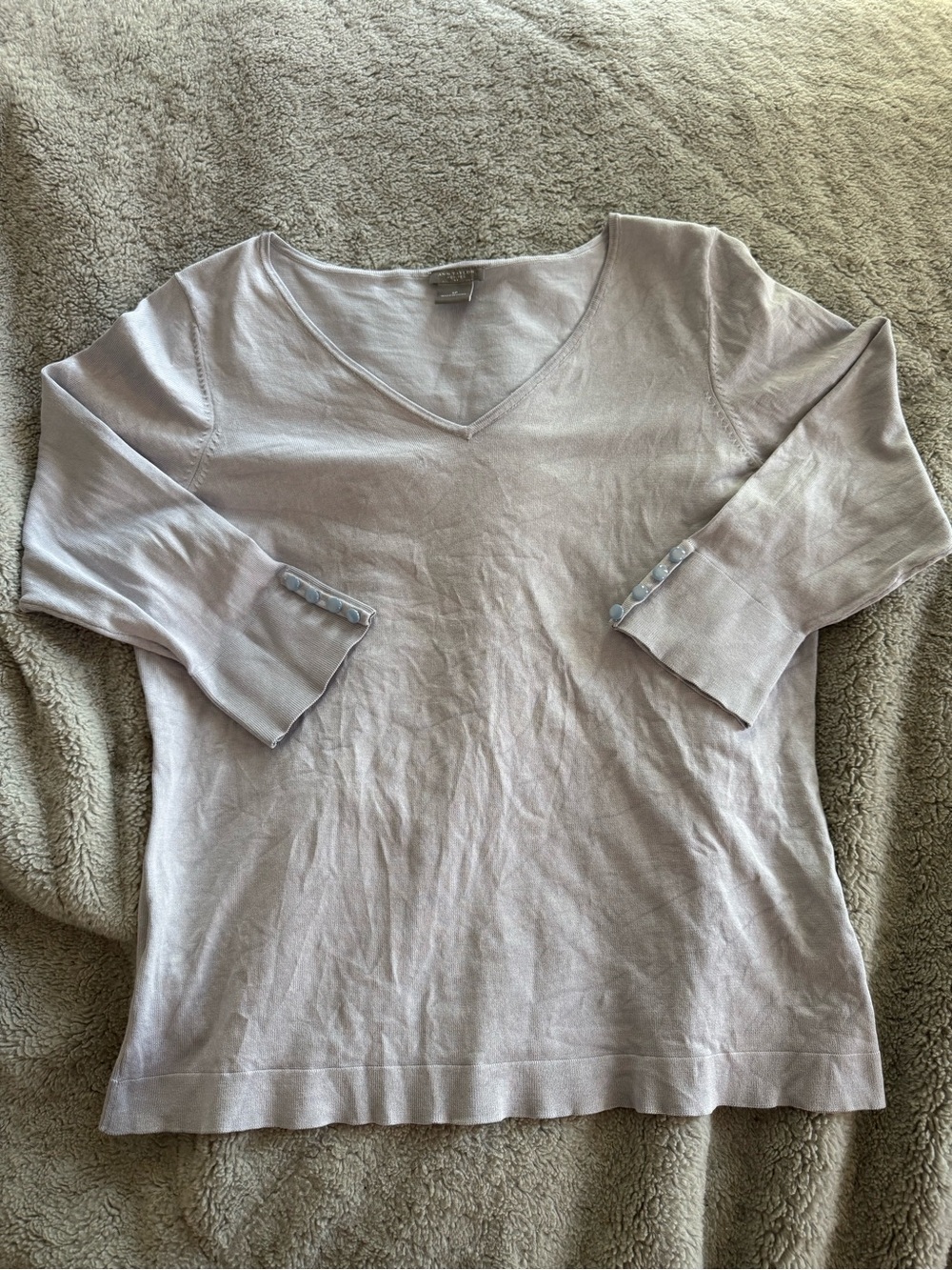 Ann Taylor Light Lavender V-Neck Long Sleeve Top